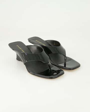 Zehentrenner Stuart Weitzman Vinnie Wedge in Schwarz