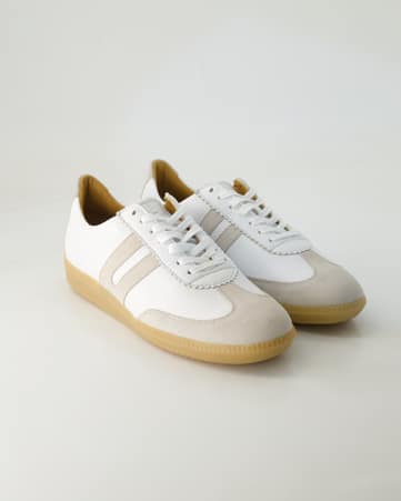 Sneaker low Ludwig Reiter T515 in Beige