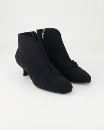 Klassische Stiefeletten Thierry Rabotin 9005 in Schwarz