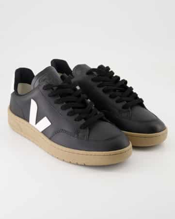 Sneaker low Veja XD0203638B in Schwarz
