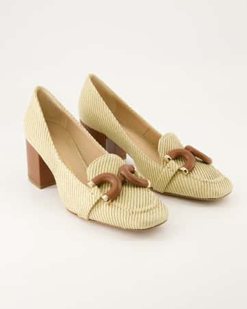 Farbe Beige