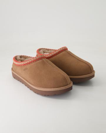 Gefütterte Hausschuhe UGG Tasman II in Braun