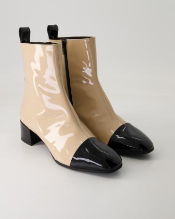 Farbe Beige