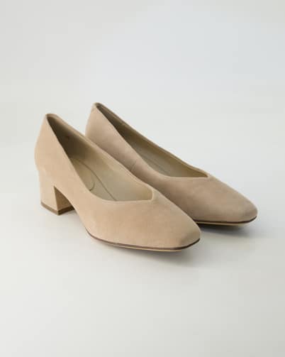 Terry A21 Klassische Pumps in Beige