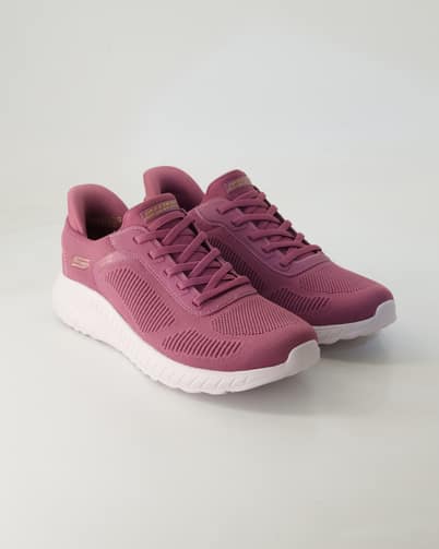 Skechers 117497 Slip On Sneaker in Lila