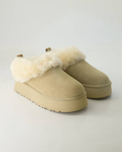 UGG Tazzelle Slip On Sneaker in Beige