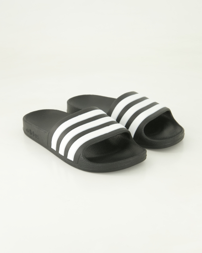 Adidas Adilette Aqua K Badeschuhe in Schwarz