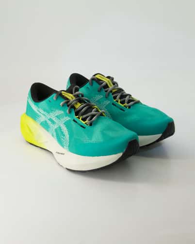 Asics Novablast 5 TR Laufschuhe in Grün
