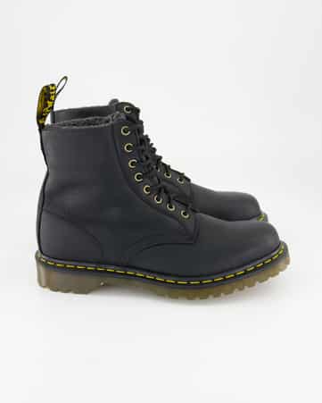 Stiefeletten  Dr. Martens 1460 in Schwarz