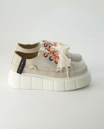 Sneaker low Inuikii Matilda Suede in Beige