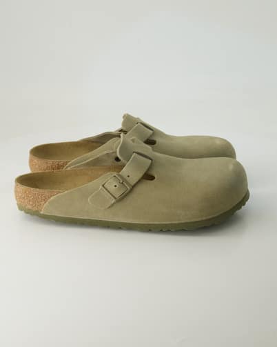 Birkenstock Boston Veloursleder Pantoletten  in Grau