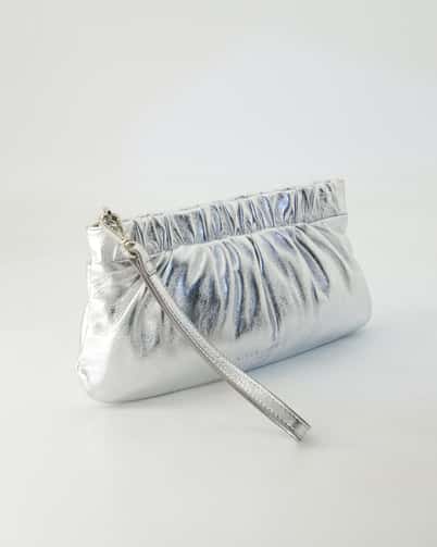 Liebeskind Pouch S Clutches in Silber