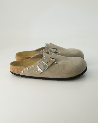 Birkenstock Boston Rivet Border Pantoletten in Beige