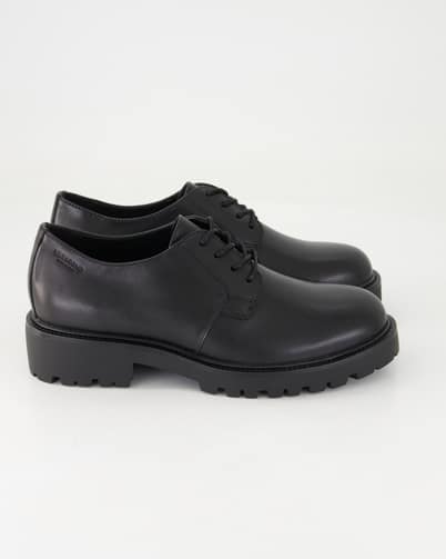 Vagabond Kenova Klassische Schnürschuhe in Schwarz