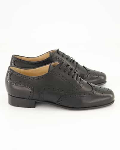 Konstantin Starke D122M Klassische Schnürschuhe in Schwarz