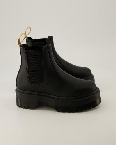 Dr. Martens V 2976 Quad Chelsea Boots in Schwarz