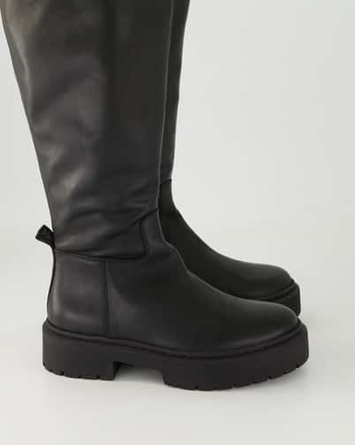Steve Madden Galina Klassische Stiefel in Schwarz