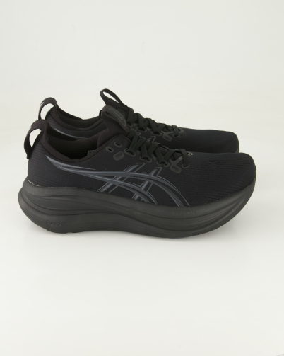 Asics GEL Nimbus 28 Laufschuhe in Schwarz
