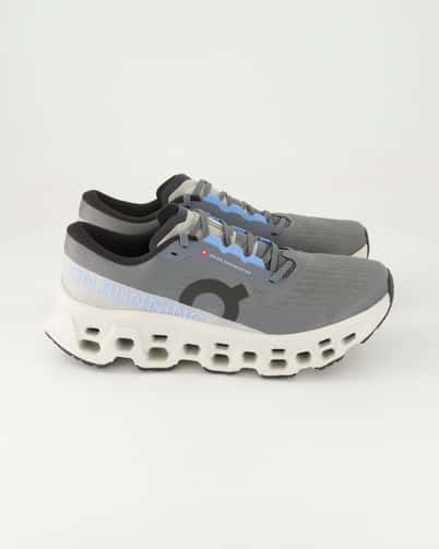 ON Cloudmonster 3 Laufschuhe in Grau