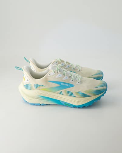 Brooks Ghost Trail Laufschuhe in Beige