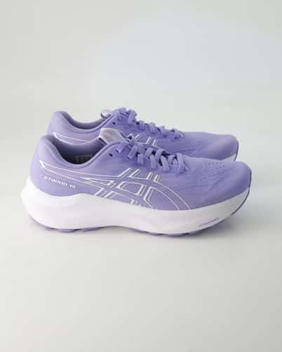 Asics GT-2000 14 Laufschuhe in Lila